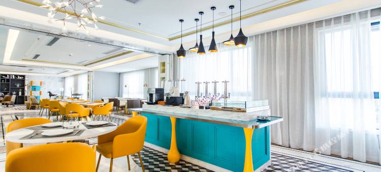 白玉兰酒店(启东滨海工业园店)图片