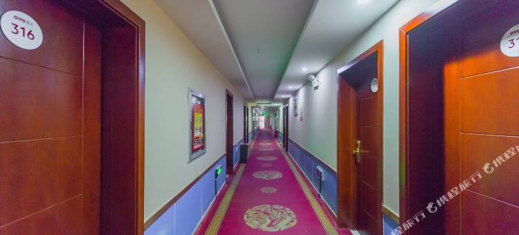库尔勒西疆悦商务酒店图片