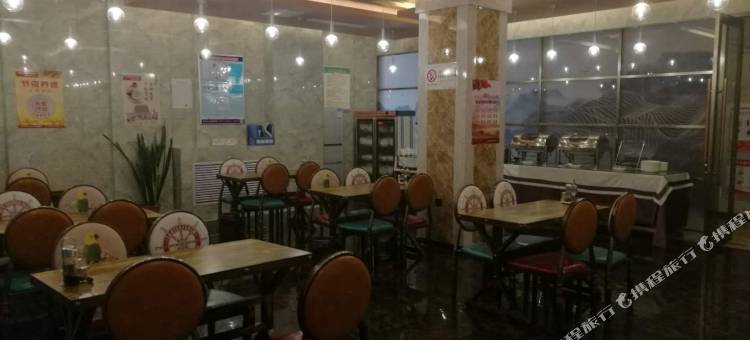 武威嘉晟假日酒店(红星时代广场教育学院店)图片