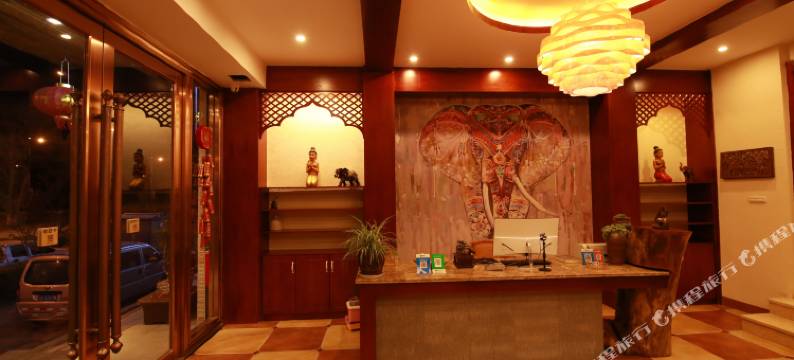 会泽月半湾轻奢酒店图片