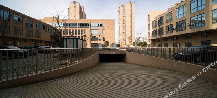 派柏·云酒店(郎溪新时代广场店)图片