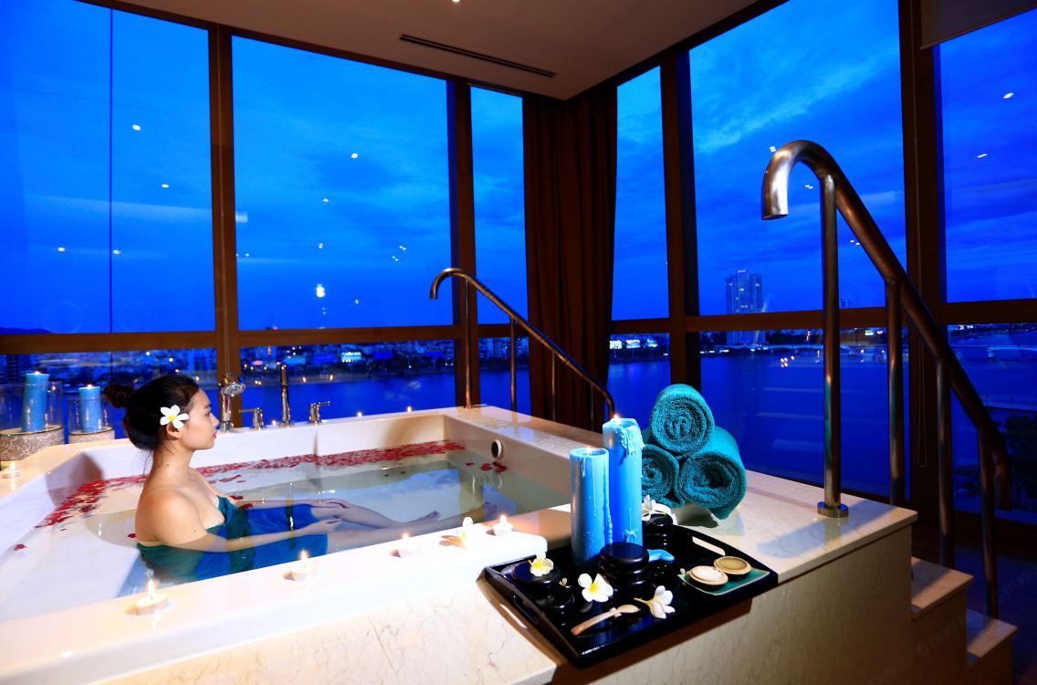 노보텔 다낭 프리미어 한 리버 (Novotel Danang Premier HAN River)