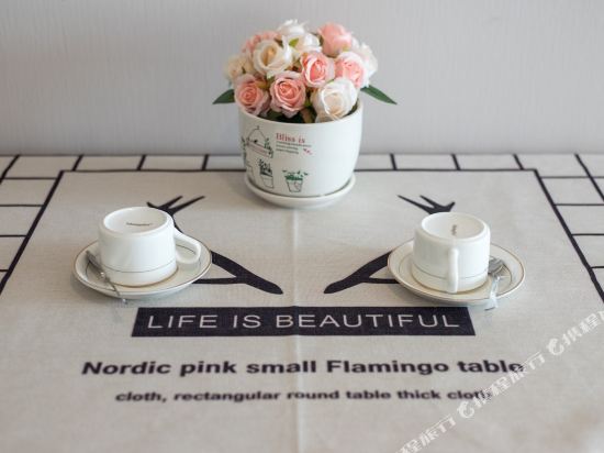 扬州默笙投影公寓