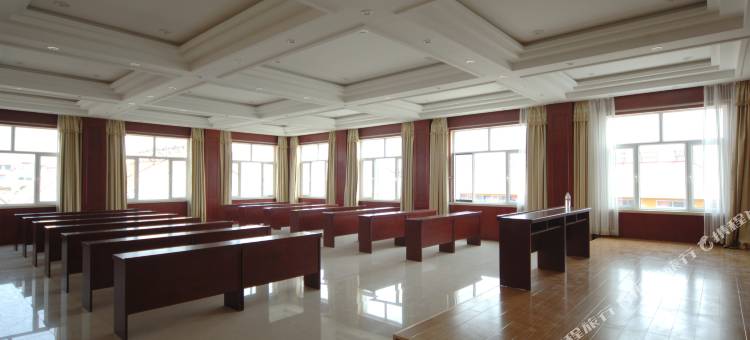 御盛商务宾馆(御道口牧场店)图片