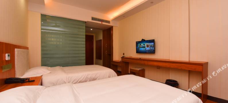 天堂寨逸丰酒店图片