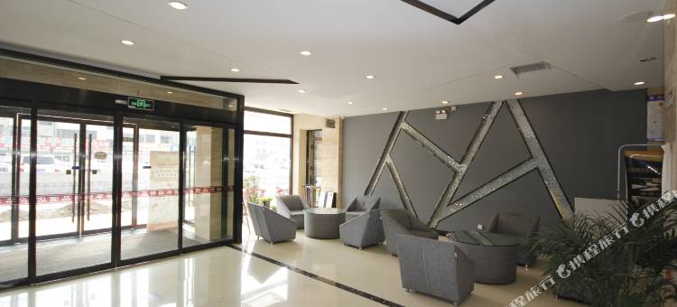 卓怡精选酒店(菏泽火车站店)图片