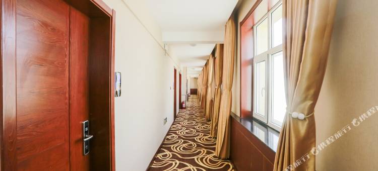 德令哈星期五时尚酒店图片