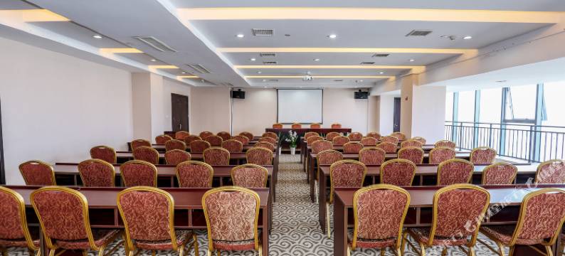 宁波城市新贵酒店(鄞州万达广场栎社国际机场店)图片