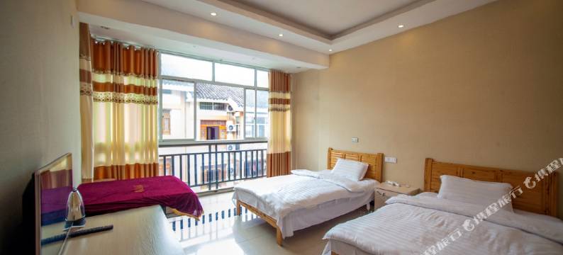 百里杜鹃余佳民宿图片