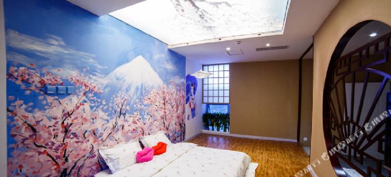 潍坊Lovehotel红唇情侣主题酒店图片