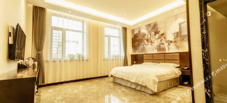 集贤学府酒店(福利屯站店)图片