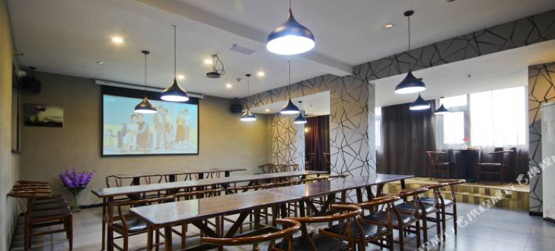 西安法菲力酒店(丈八一路地铁站锦业路店)图片