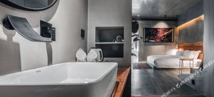 泥曲酒店(遂宁万达广场政务服务中心店)图片