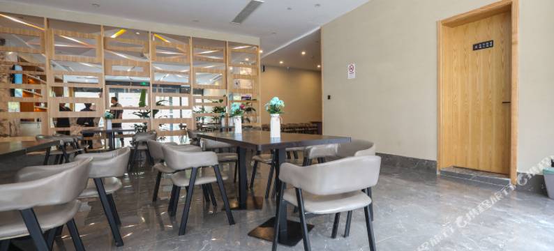 奥凯假日酒店(杭州天都公园店)图片