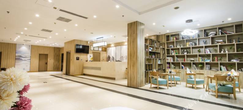 晚归•初见酒店(苏州火车站地铁站店)图片