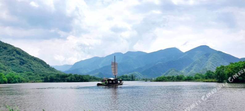 神农架刘二姐山庄图片