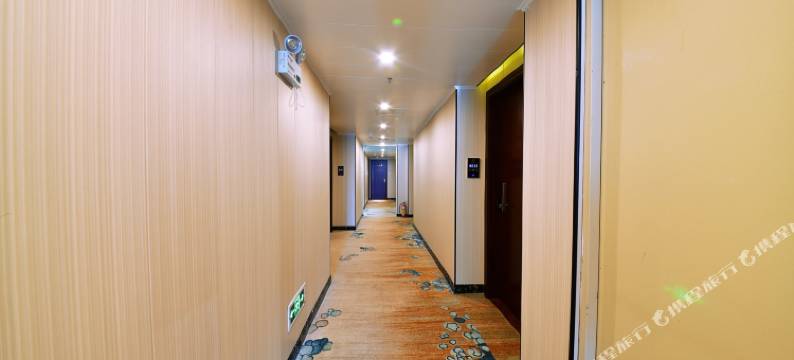 赫本酒店式公寓(清远新城粤运汽车站店)图片