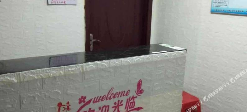 世兴出租屋(武汉循礼门轻轨店)图片