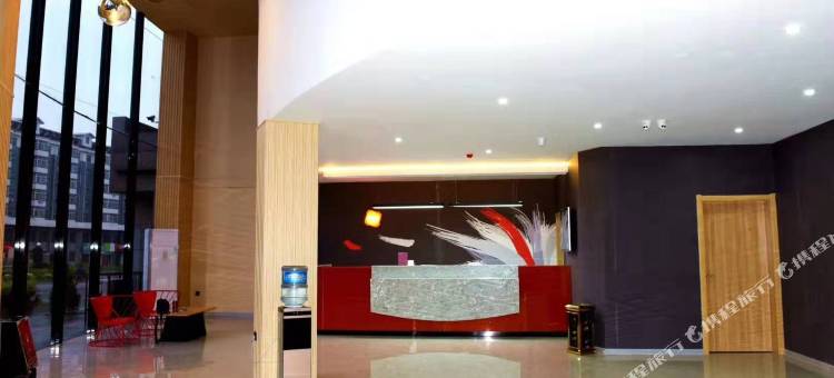 尚客优精选酒店(洛阳洛龙区龙门高铁站客运中心店)图片