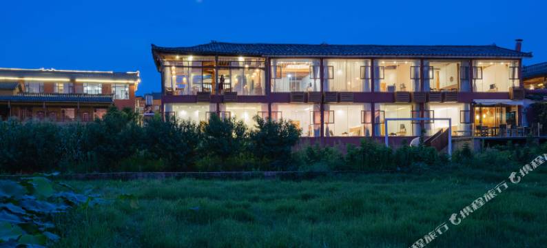 普者黑闲云院图片