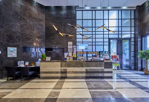 Insail Hotel (Guangzhou Tower Kecun Subway Station) Hotel Overview