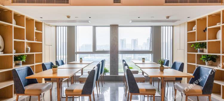 丽呈睿轩酒店(重庆火车北站店)图片