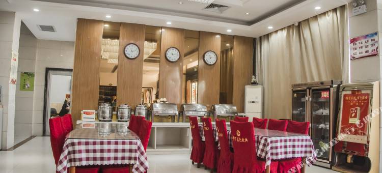 派柏·云酒店(邯郸临漳汽车站店)图片