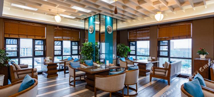 成都儒风明宇丽呈酒店(成都珠江广场光华公园地铁站店)图片