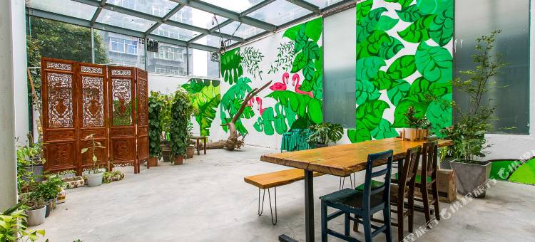 迦家HOME++酒店(西安城墙永兴坊店)图片