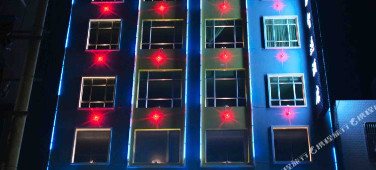 格林豪泰智选酒店(廉江九洲江大道北星光夜市店)图片