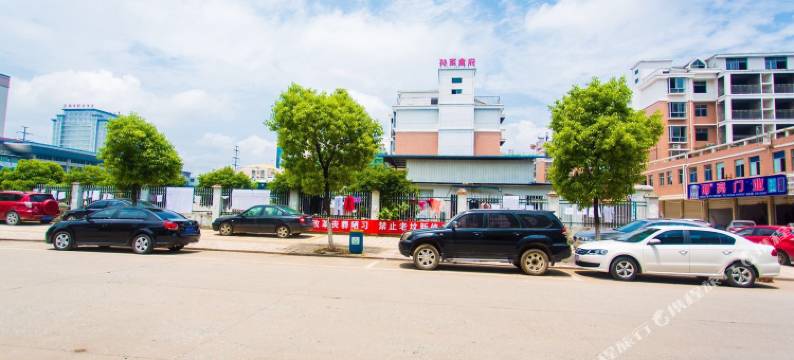 玉山蓝天大酒店图片