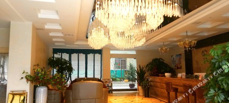 镇雄擎天商务酒店(德政公园店)图片