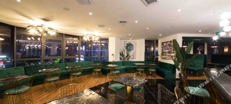 湖州曼安尼酒店(中国织里童装城店)图片