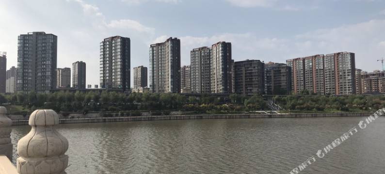 曼巴电竞商务酒店(襄汾店)图片