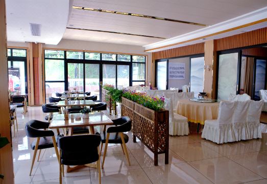 Ya She Hotel NandanHotel Overview