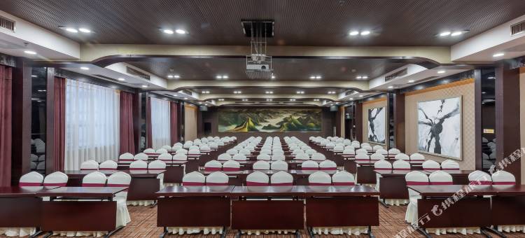 长城酒店(宜昌CBD购物中心解放路步行街店)图片
