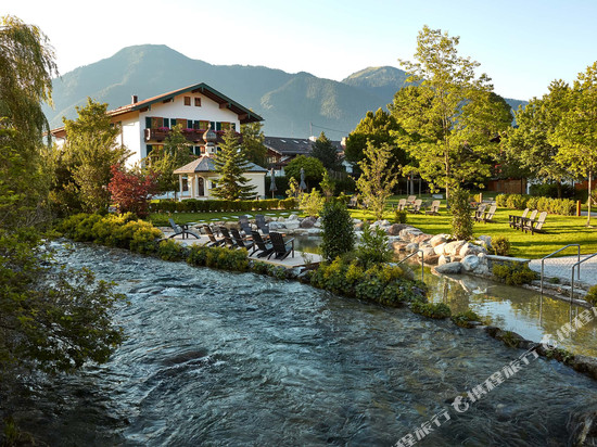 巴赫迈尔魏萨赫温泉度假村，豪华家庭度假村