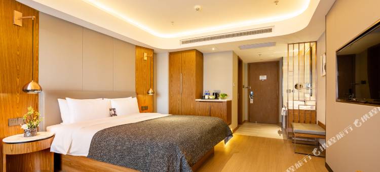 和颐至尚酒店(沈阳奥体中心彩霞街地铁站店)图片