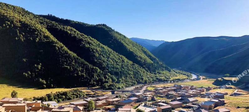 阿坝旭热盛民宿图片