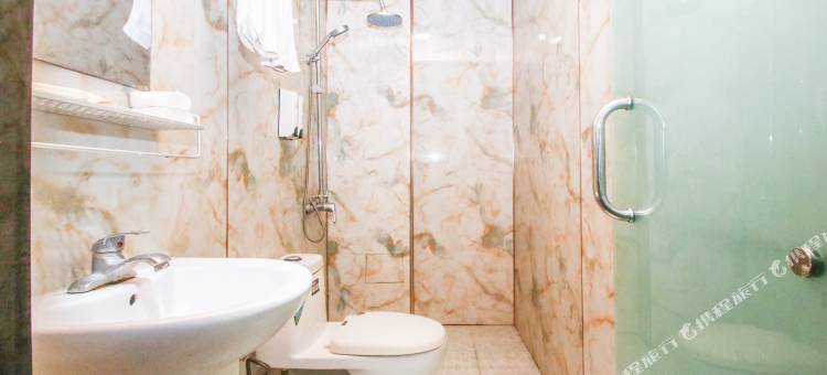 OYO三和宾馆(阜阳市第十五中学店)图片