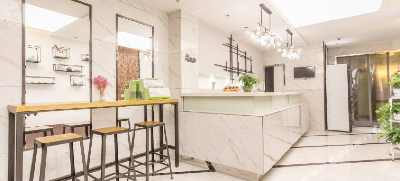 张家港遇见微酒店(沙洲步行街店)图片