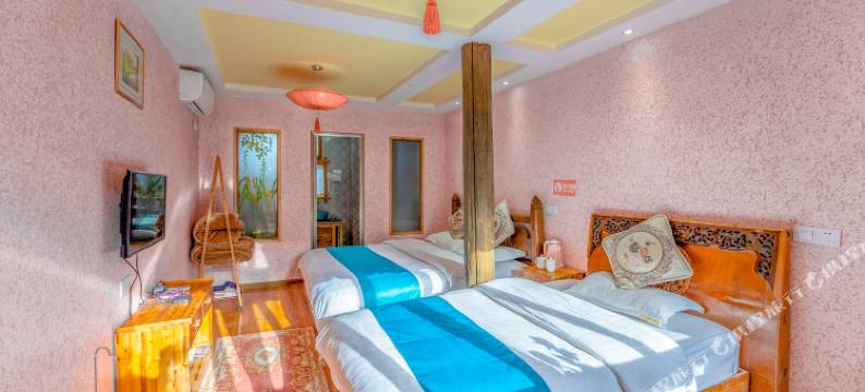 香格里拉望宇楼·玫瑰别院客栈(独克宗古城大佛寺转经筒店)图片