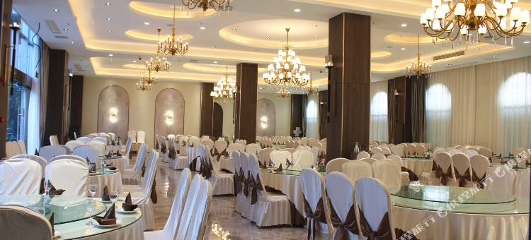 威远通汇百悦酒店(万达广场店)图片