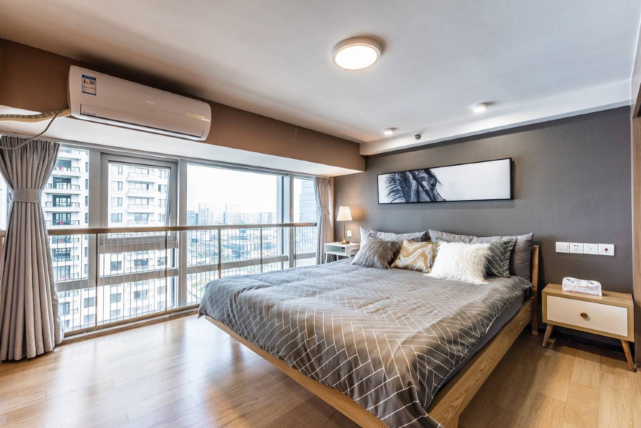 梦享家DreamHome轻奢loft公寓(海晏南路分店)