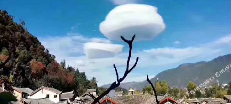 丽江花临晚照客栈图片