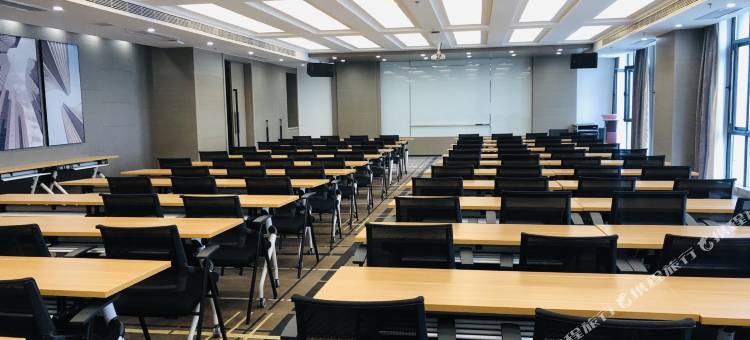 菏泽水邑嘉年华酒店(火车站牡丹区店)图片