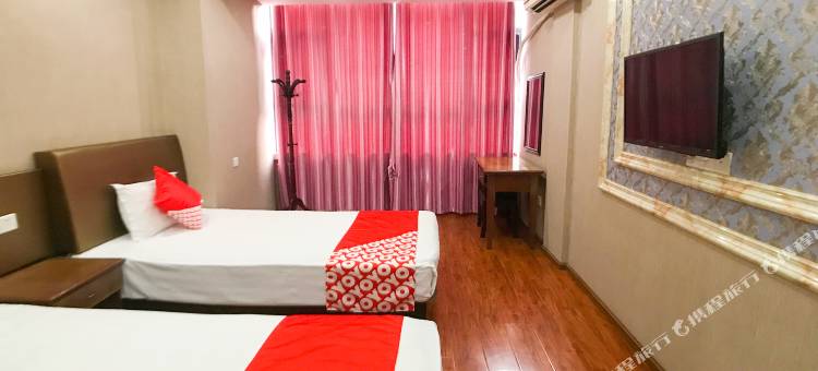 OYO遂宁军转商务宾馆(双发广场店)图片