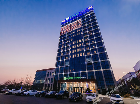 泰州中国医药城智选假日酒店