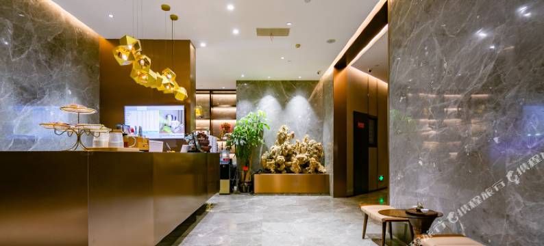 铂煜朗酒店(西安凤城三路市第三人民医院地铁站店)图片