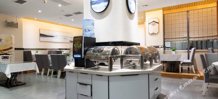 悦丽湖畔酒店(咸阳湖店)图片